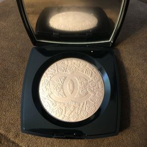 Chanel Highlighter
